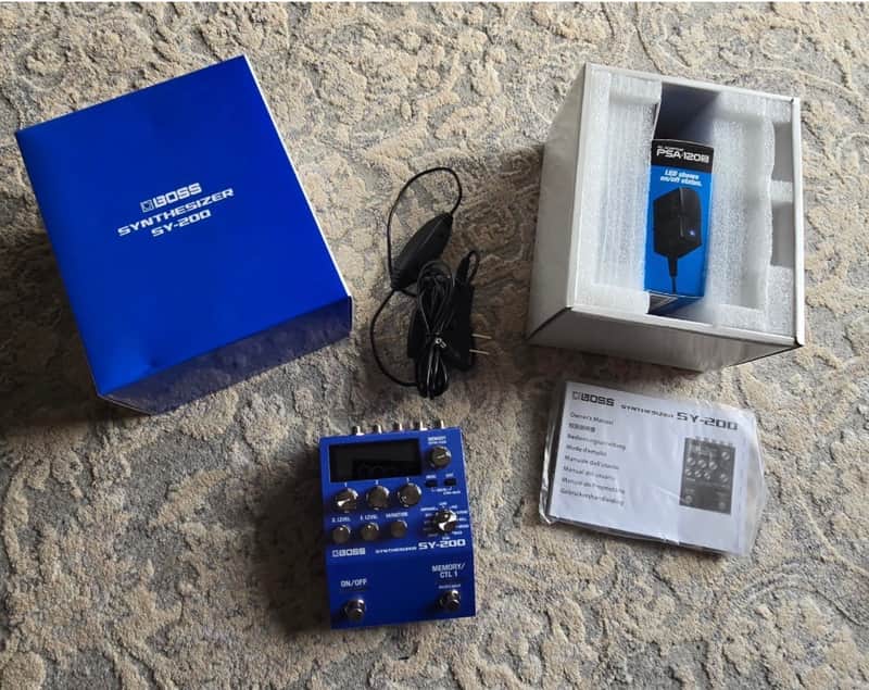 Boss SY 200