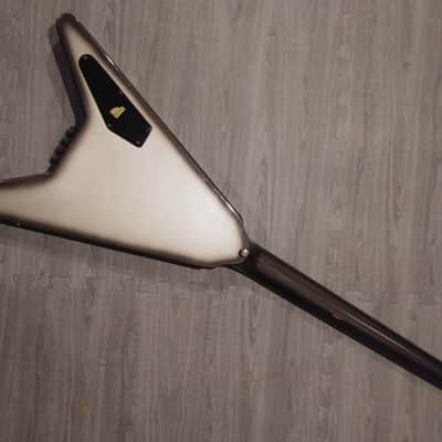 Cort Space Arrow Bass 1980's Headless Flying V Silverburst image 2