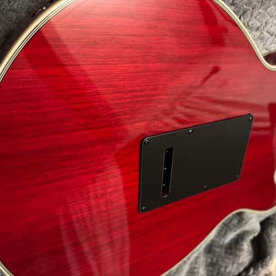 Burns Brian May Signature Specisl 2000’s - Red image 10