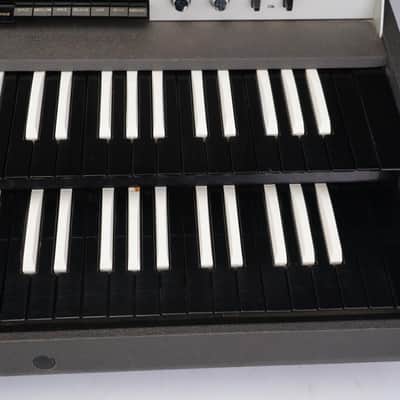 Vox V305 Continental Baroque Keyboard w/ Case #59085 image 11
