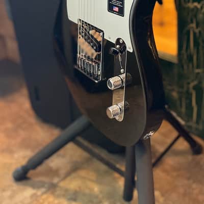 Fender American Ultra II Telecaster SS Electric Guitar in Texas Tea Burst w Case image 7