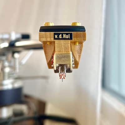 Van den Hul Colibri Master Signature Moving Coil Phono Cartridge, Original price: $11995 image 19