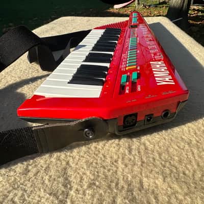 Yamaha SHS-10R - red image 5