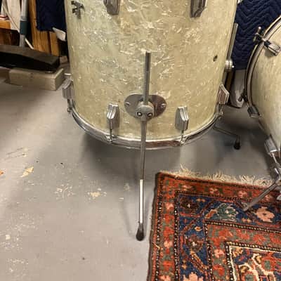 Vintage 1960’s Rogers Holiday Drum Set 20 12 16 Beavertail Lugs image 6