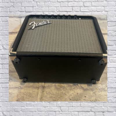 Fender Champion 20 Guitar Combo Amp image 6