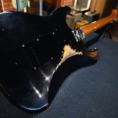 Fender Custom Shop LTD Dual Mag II Stratocaster Relic 2021 - Aged Black over 3-Color Sunburst #3023 image 9