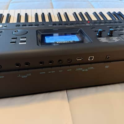 Yamaha PSR-E473 61 Key Portable Keyboard | Includes Soft Case image 6