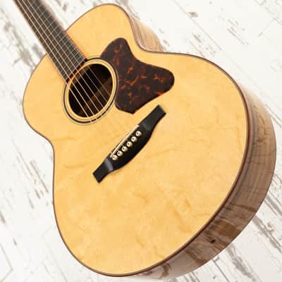 Bourgeois 2013 Luthier's Choice Small Jumbo "Face" Guitar - Bear Claw Spruce Top / Red Gum Eucalyptus Back and Sides image 17