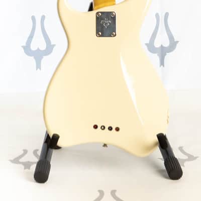 Daion Savage White Electric Bass w/ Original Daion Branded Hardshell Case image 6