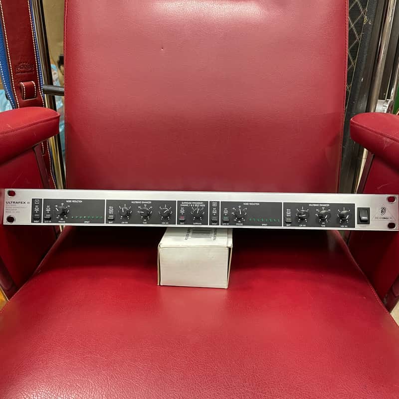 1990s Behringer Ultrafex II EX3100 2-Channel Multiband Sound E…