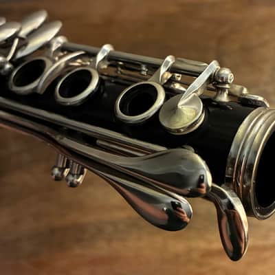 Evette by Buffet Clarinet | Case | Mouthpiece & Ligature | Recent Service image 16