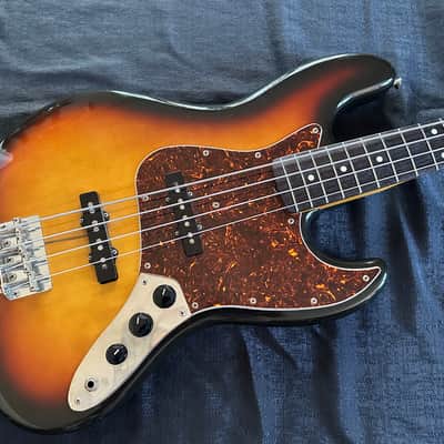 Fender 1986 Fender Sunburst MIJ (Fujigen) Jazz Bass ‘62 Vintage Reissue JB62-60 1986 - Sunburst image 6