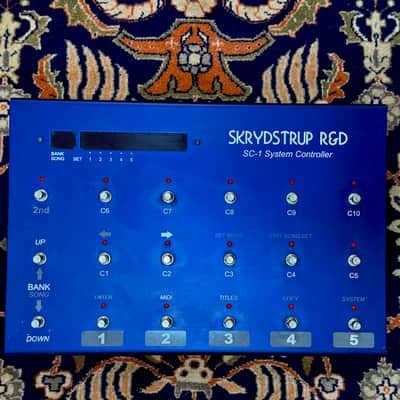 SKRYDSTRUP R&D SC1 System MIDI Controller Pedalboard - Blue image 2
