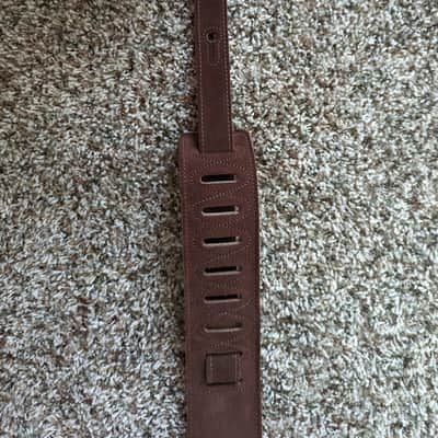 Taylor Leather Badge Guitar Strap 2010s - Tan image 3