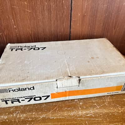 Roland TR-707 RHYTHM COMPOSER Drum Machine w/ box image 12