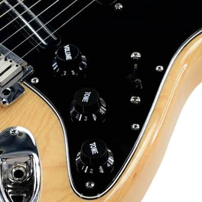 Fender American standard stratocaster 1992 image 10