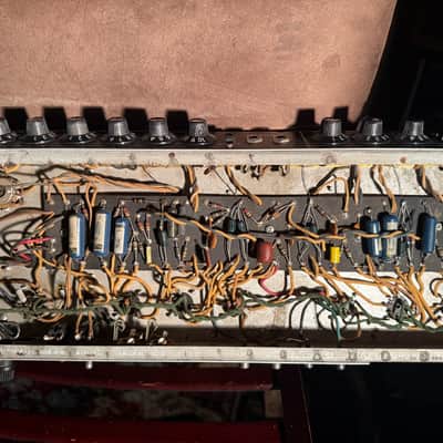 Fender Vibrolux Reverb 2-Channel 35-Watt 2x10" Guitar Combo 1964 - 1967 - Black Panel image 8