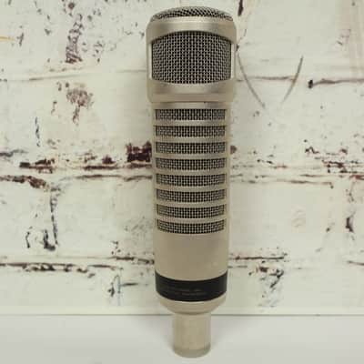 Electro-Voice RE27N/D Cardioid Dynamic Broadcast Microphone image 2