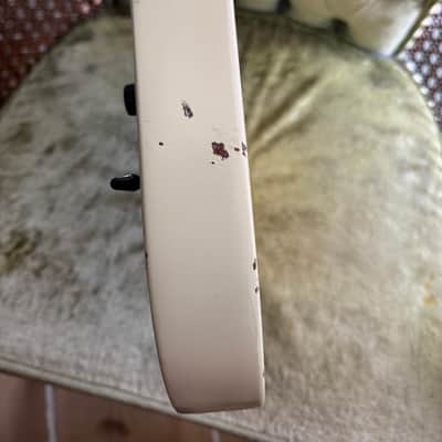 Fender Jim Root Artist Series Signature Stratocaster 2010 - 2019 - Flat White image 5