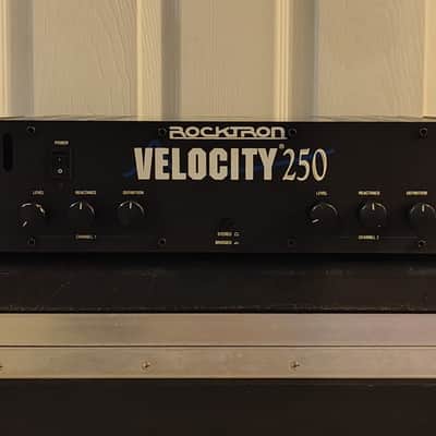 Rocktron Velocity 250 Mono/Stereo Power amplifier image 1