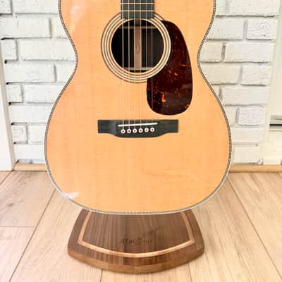 Martin 00-28 Modern Deluxe - Natural image 1