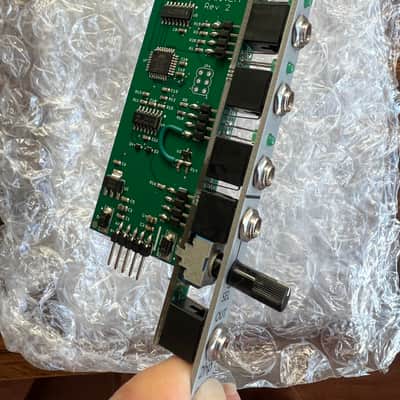 2hp Switch - Silver image 2