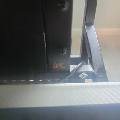 BAE 11-Space 500 Series Rack with PSU 2010s - Black image 4