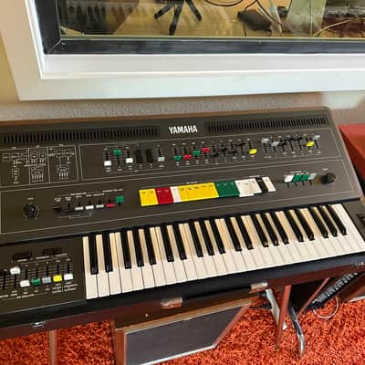 Yamaha CS-50