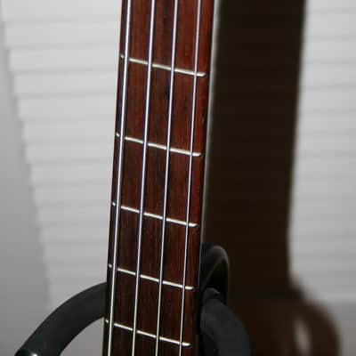 F Bass BN4 image 6