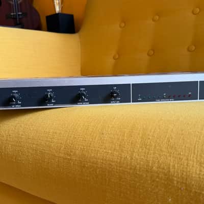 Behringer Edison EX 1 stereo imager (Used by Michael Brauer)