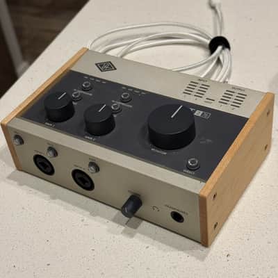 Universal Audio Volt 276 USB-C Audio Interface 2021 - Present - Tan / Gray image 1