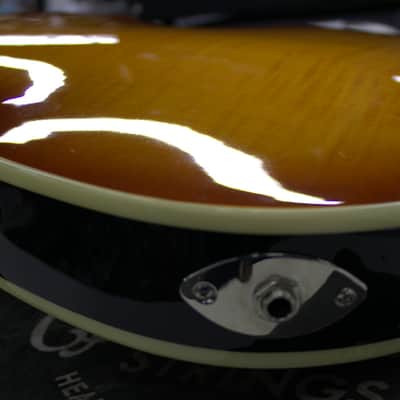 Epiphone Viola Bass - Sunburst image 9