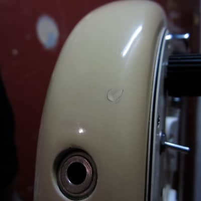 Fender Precision Bass Elite II 1983 cream/custard image 9