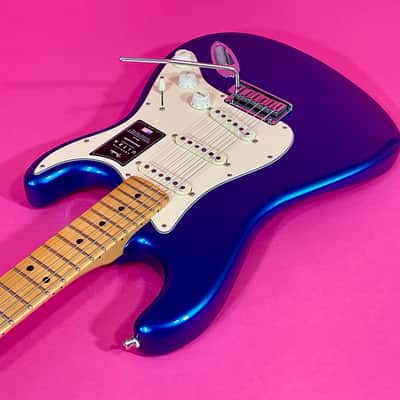 Fender American Ultra Stratocaster 2022 - Cobra Blue image 9