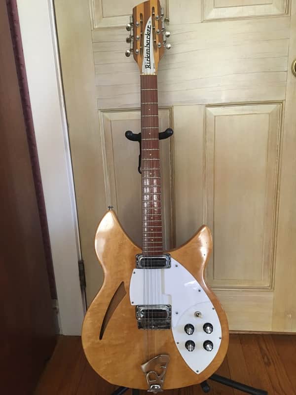 Rickenbacker 330/12 1967 - Mapleglo image 1