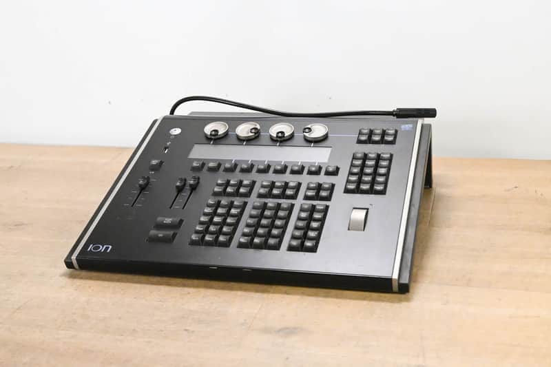 ETC ETC ION 1000 Lighting Console