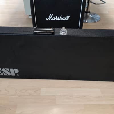Jackson JJ4 Scott Ian MIJ JAPAN 2000 Black Tribal Tattoo Graphic LP JR Junior DC Anthrax Signature Pro Guitar with Killswitch and New ESP hard case image 5
