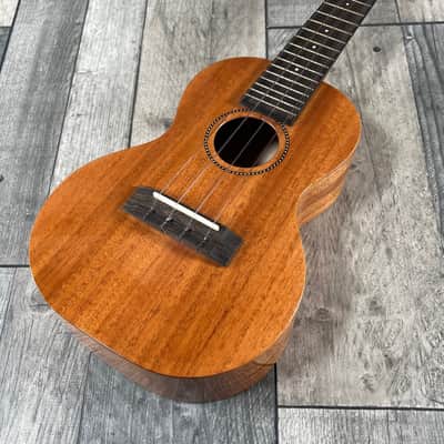 Pono MCD Deluxe Solid Mahogany Concert Ukulele *Brand NEW image 3