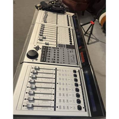Mackie MCU Pro Universal USB/MIDI DAW Controller with Two Mackie MCU XT Pro Extenders (Pre-Owned) image 3