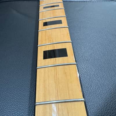 Fender Squier Classic Vibe Precision - Maple Neck image 5