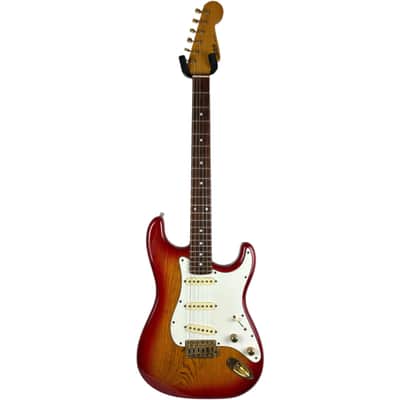 ESP 800 Series Stratocaster 1995 - Cherry Sunburst - Vintage Japan image 3
