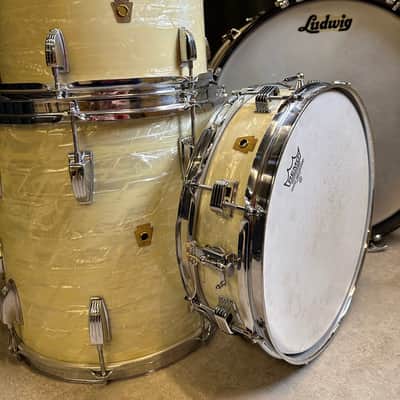 4pc Ludwig Downbeat Outfit Early 60s - White Marine Pearl image 2