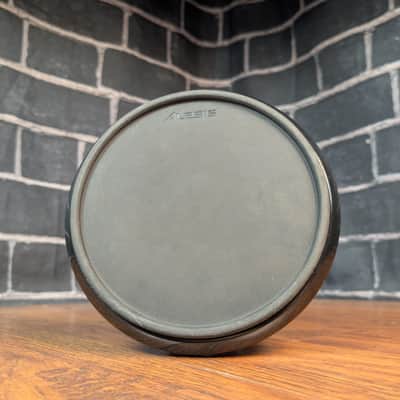 Alesis DM6 8" Single‑Zone Rubber Electronic Drum Pad – Responsive Trigger • Quiet Feel • Reliable Performance