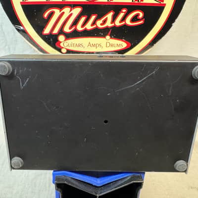 Electro-Harmonix English Muffin Tube Distortion Pedal image 7