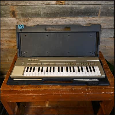 Yamaha Portasound PC-100