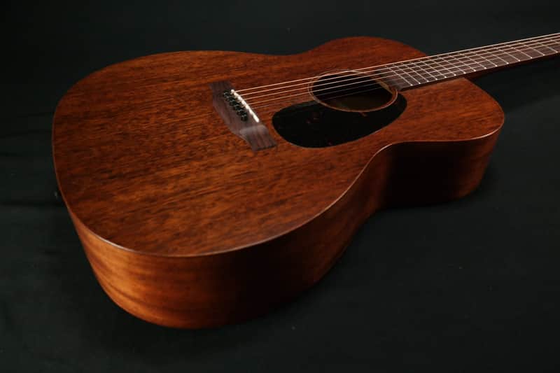 Martin Guitar 000-15M with Gig Bag, Acoustic Guitar for the Working Musician, Mahogany Construction, Satin Finish, 000-14 Fret, and Low Oval Neck Shape 233 image 1