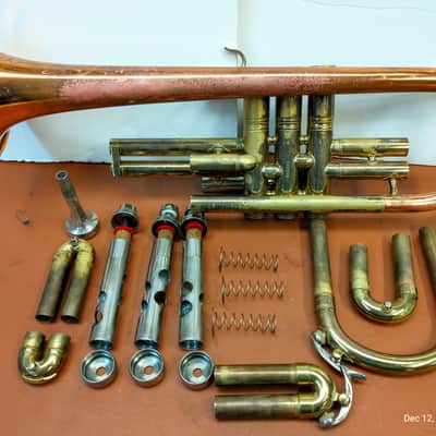 Conn DIRECTOR 1956 - lacquered brass with coprion (copper) bell tube and nickel top and bottom caps image 13