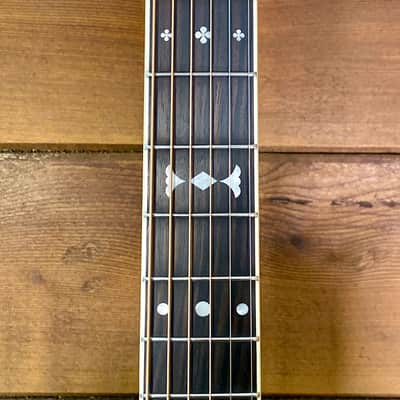 Washburn R-310 Victorian Parlor - Antique Brown image 6