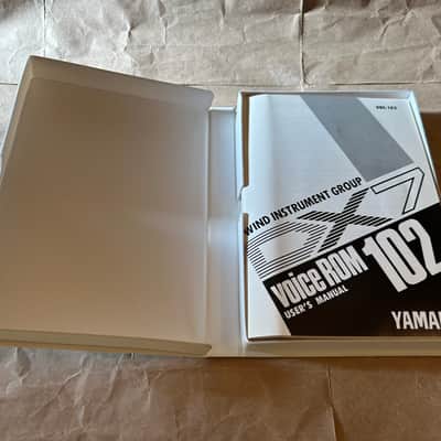 Yamaha DX7 Data ROM Cartridge Wind Instrument Group Vrc-102 Excellent Condition in box with Users Manual booklet image 6