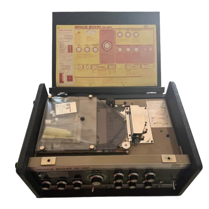 Roland RE-201 Space Echo Tape Delay / Reverb 1974 - 1988 - Black image 1